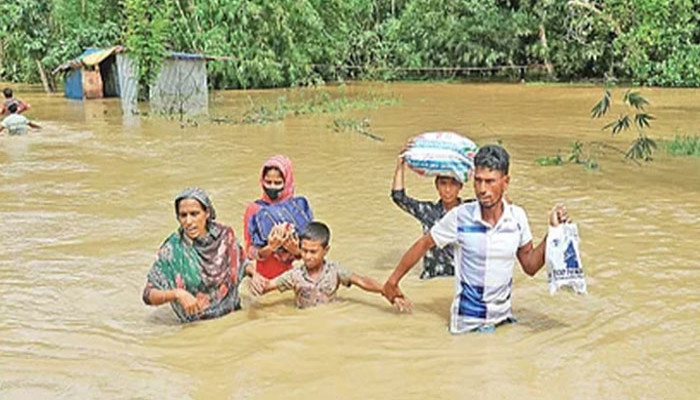 বন্যায় ৫২ জনের প্রাণহানি