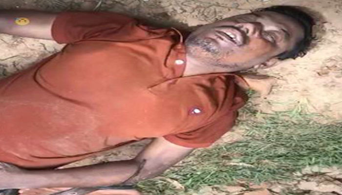 আত্রাইয়ে পুকুরে ভাসমান অবস্থায় উদ্ধার অটো চালকের লাশ।