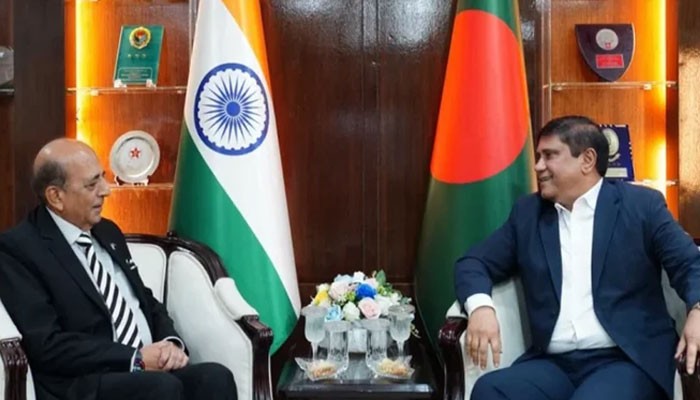 প্রতিরক্ষা উপদেষ্টার সঙ্গে ভারতের হাইকমিশনারের সাক্ষাৎ
